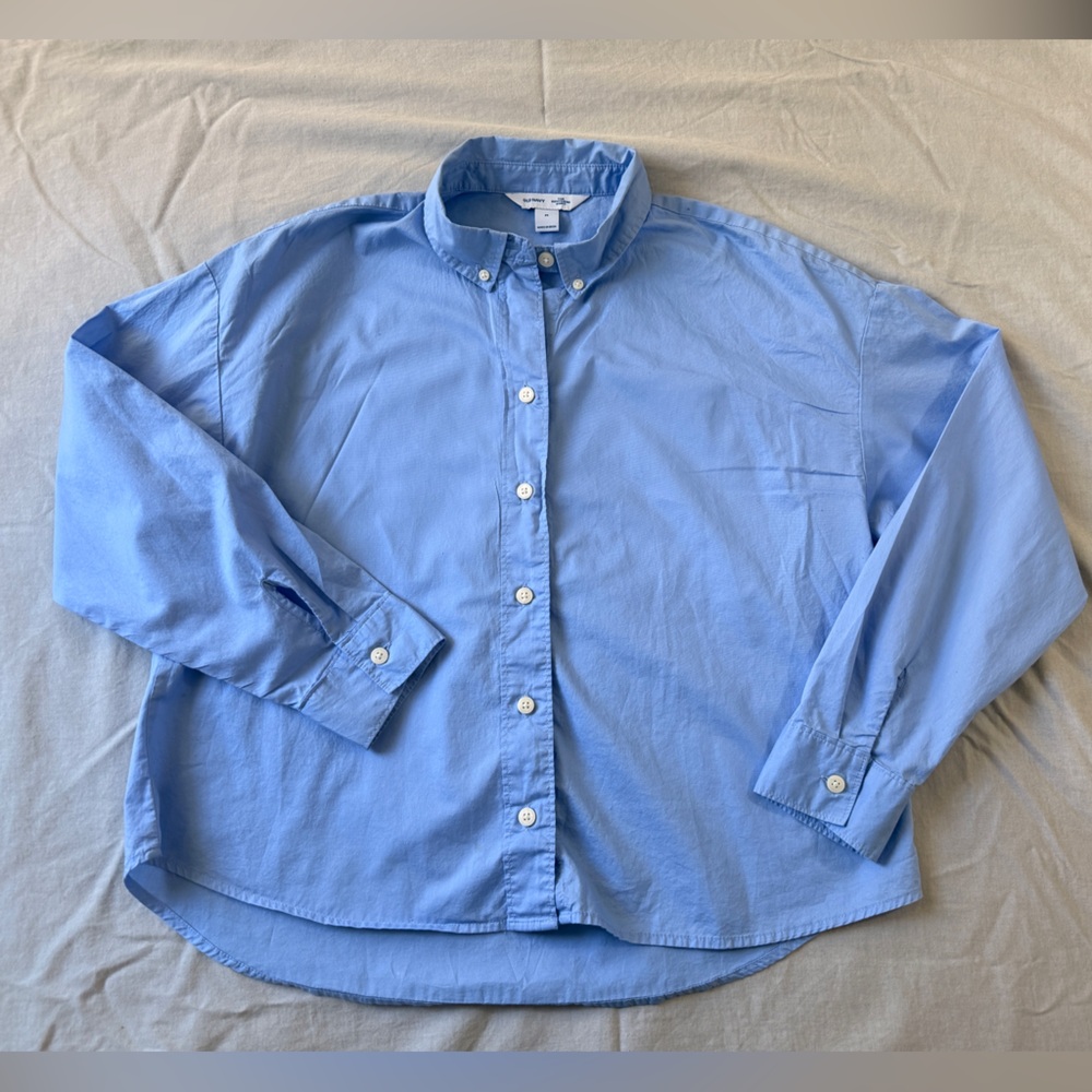 Old Navy Light Blue Button-Down Shirt